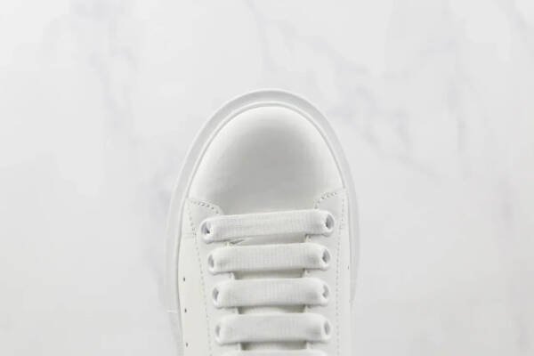 Alexander McQueen Oversized White - Imagem 3