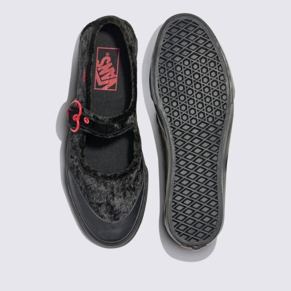 Tênis Vans Mary Jane Hearts Black Red - Imagem 3