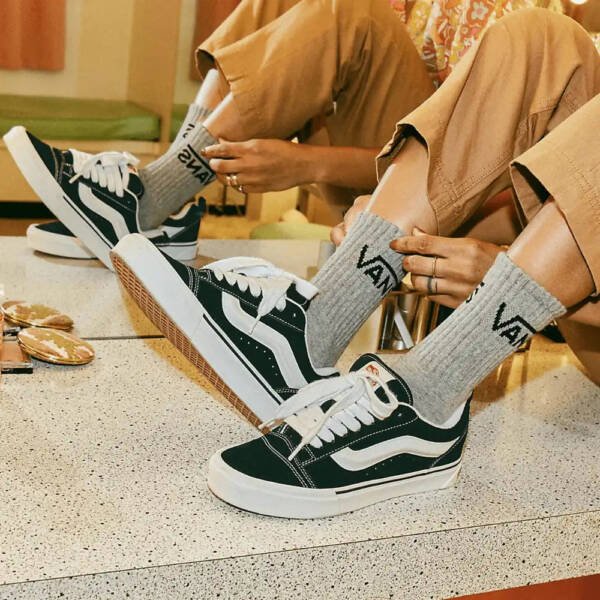 Vans Knu Skool Black White - Imagem 5