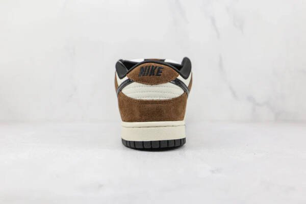 Nike SB Dunk Low White Black Trail End Brown - Imagem 4