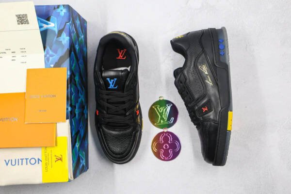 Louis Vuitton Trainer Black Signature - Imagem 6