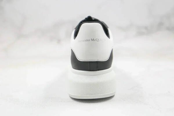 Alexander Mcqueen Oversized Black White - Imagem 4