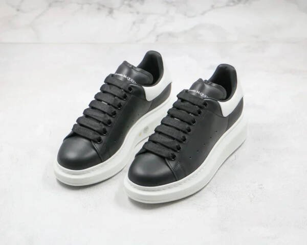 Alexander Mcqueen Oversized Black White - Imagem 6