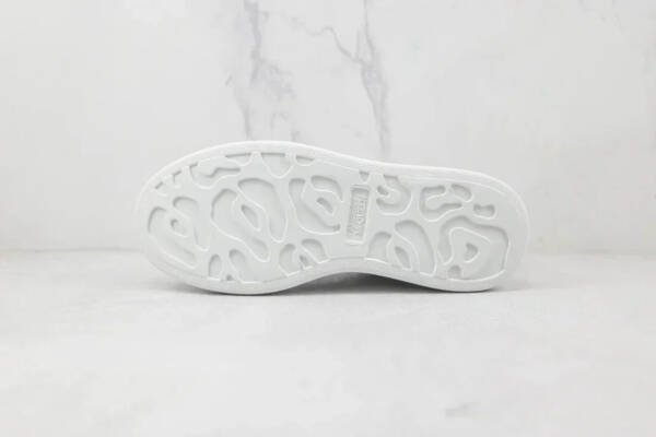 Alexander McQueen Oversized White - Imagem 5